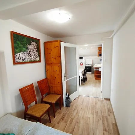 Abakusz Apartmans Free Air Conditioning & Parking