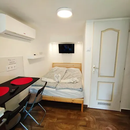 Abakusz Apartmans Free Air Conditioning & Parking