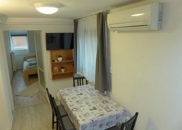 Abakusz Apartmans Free Air Conditioning & Parking